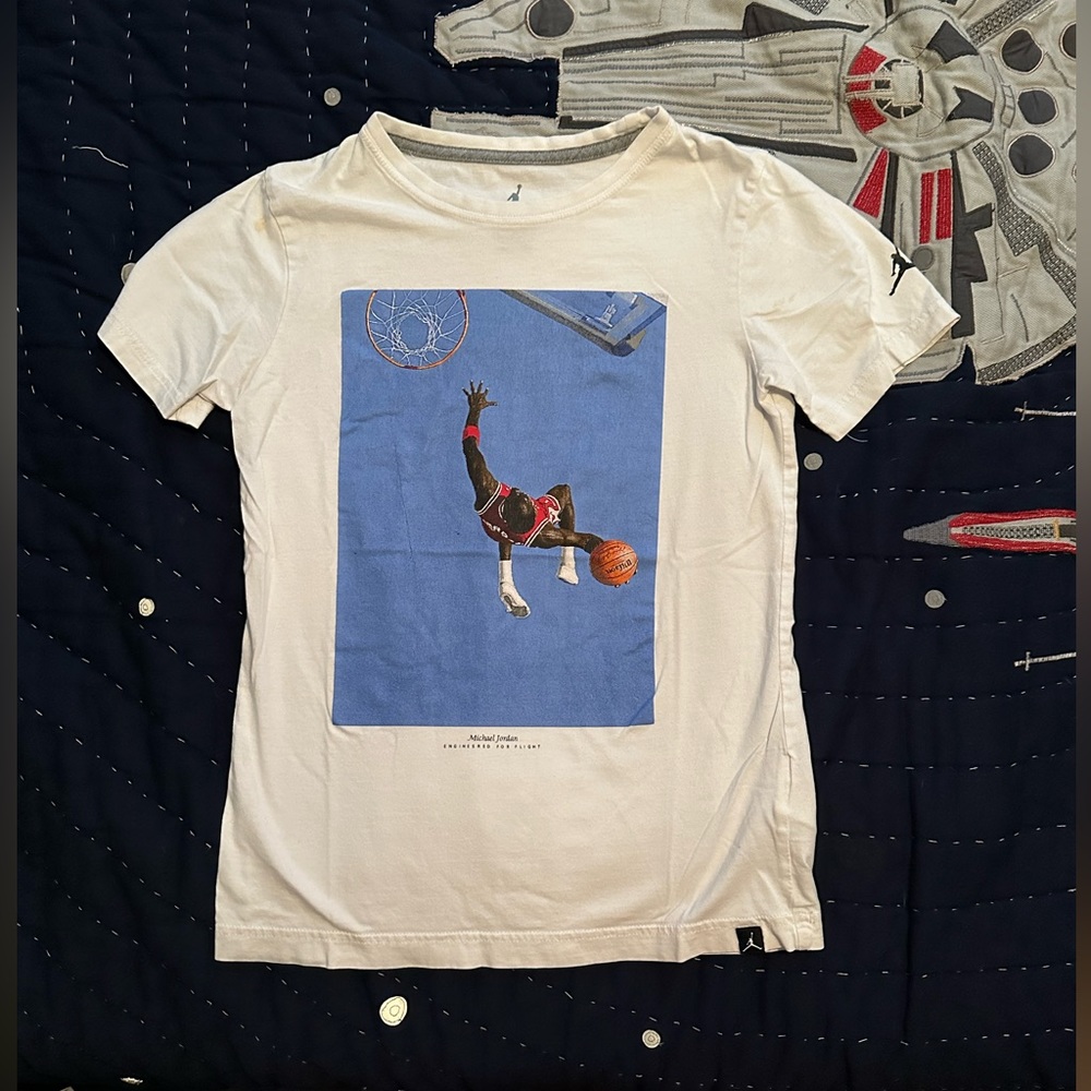 EUC, boys Nike Jordan tee